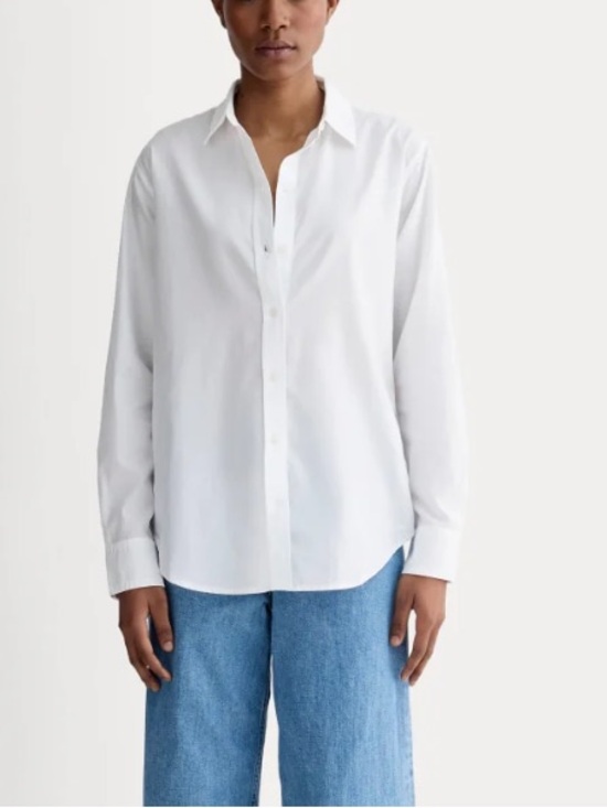 Everlane Tops - THE MUST-HAVE SHIRT IN SILKY COTTON size 10 button up modest career